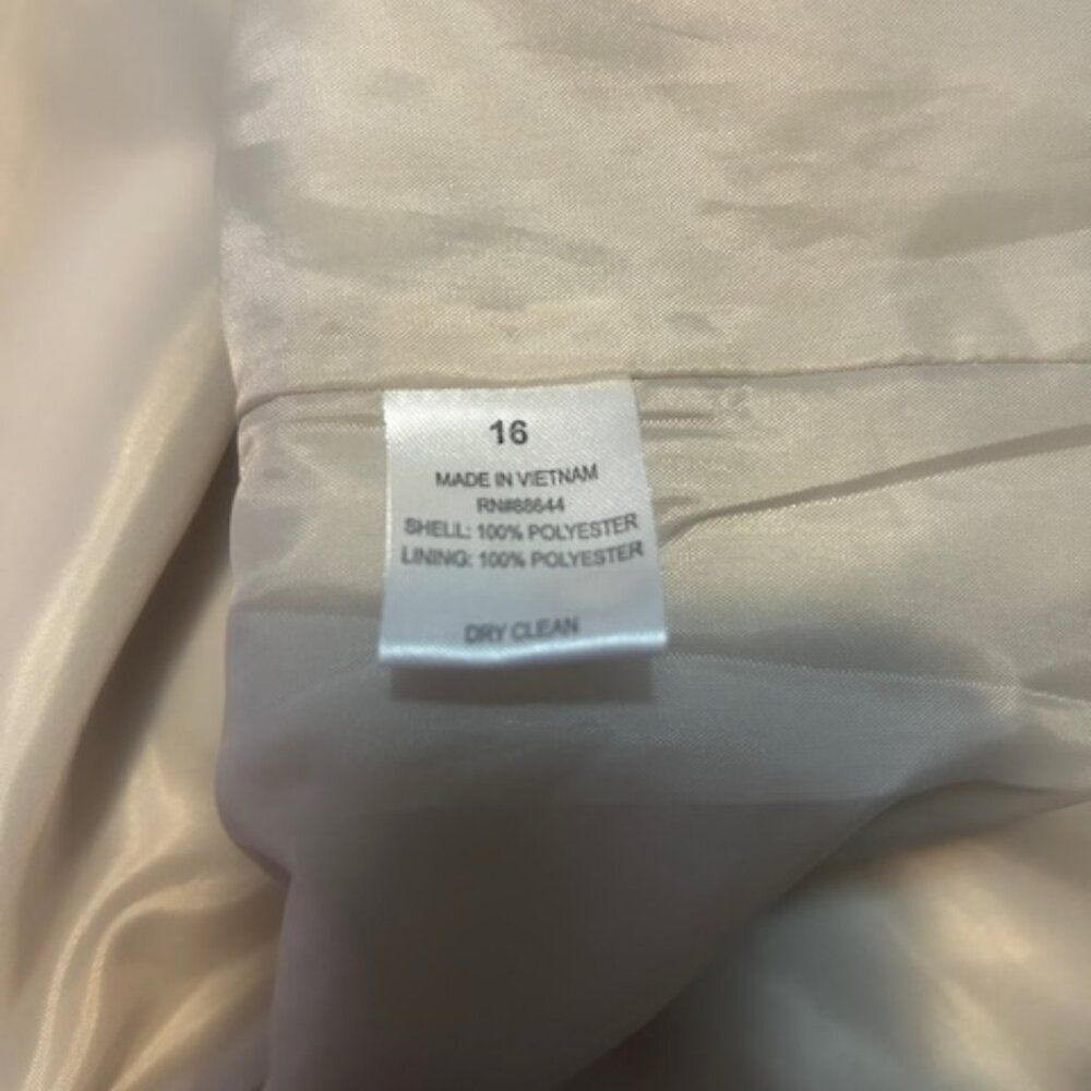 John Meyer Cream 1 button V-neck blazer, size 16 - Picture 6 of 6